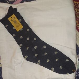 Sheer Floral Patterned Black Socks With Daisy Flowers